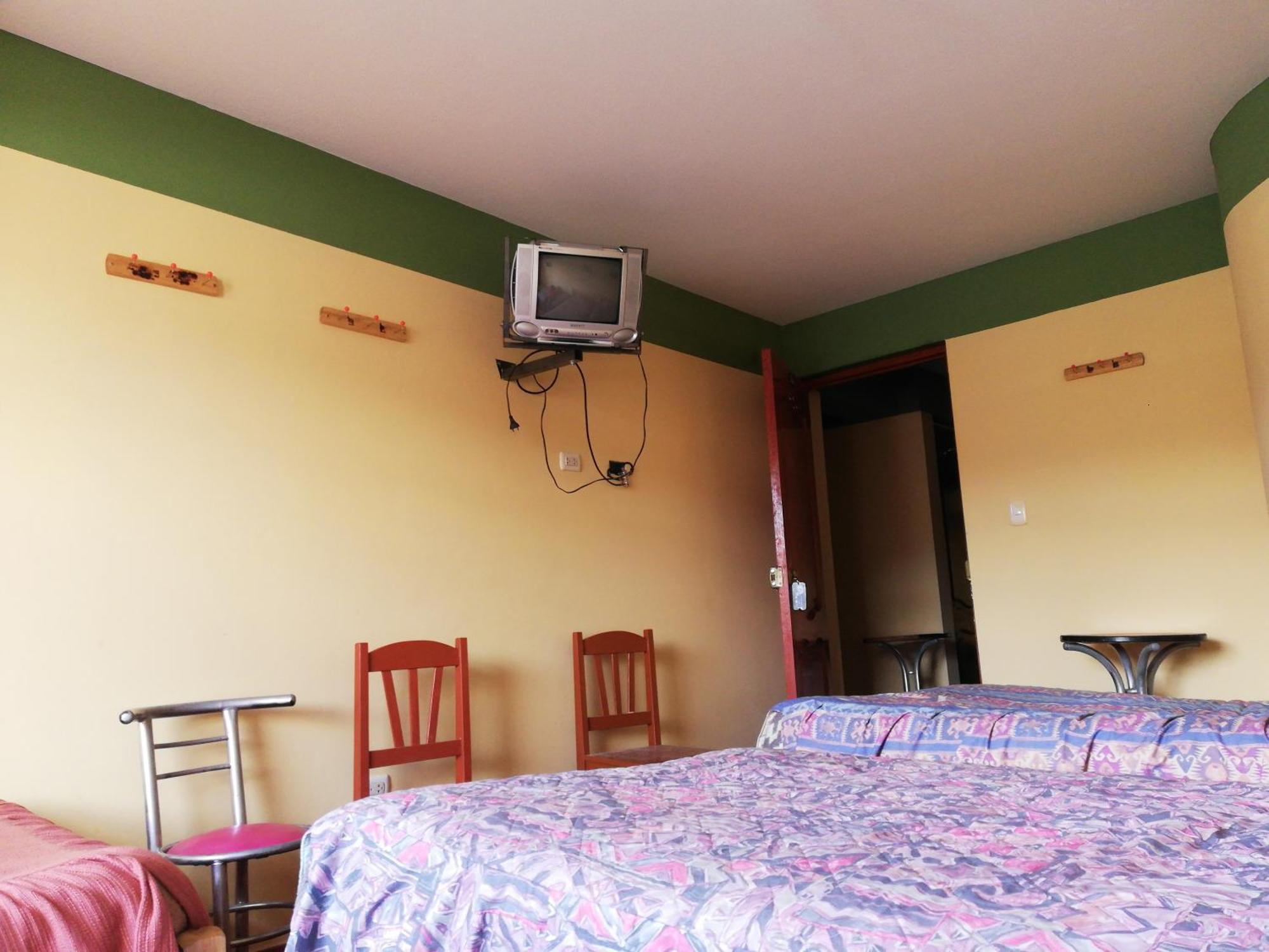 Хостел Scheler Artizon Trek'S House Уарас Екстер'єр фото