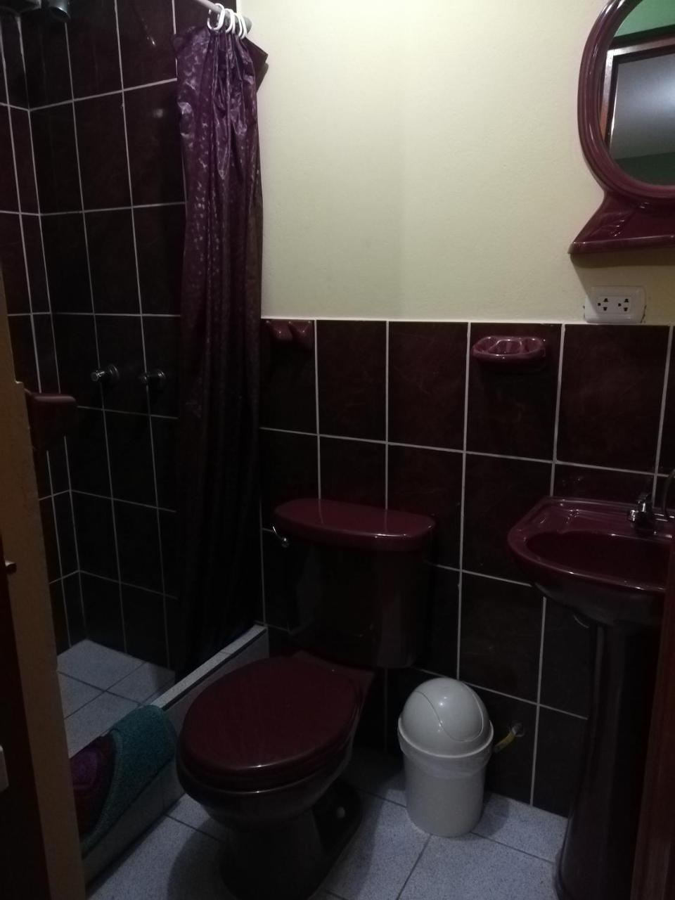 Хостел Scheler Artizon Trek'S House Уарас Екстер'єр фото
